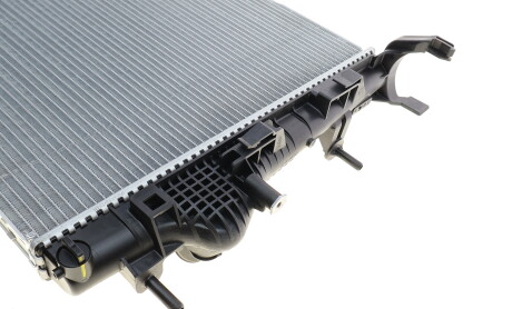 Фото 4 - Радіатор охолодження RENAULT 214101448R