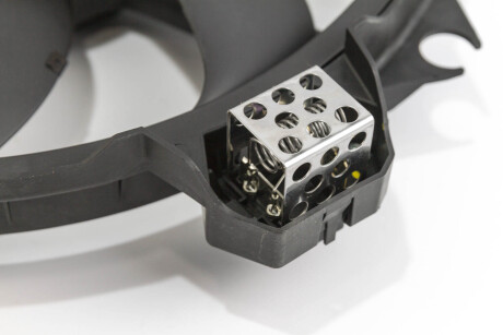 Фото 3 - Вентилятор охолодження двигуна RENAULT 214810898R