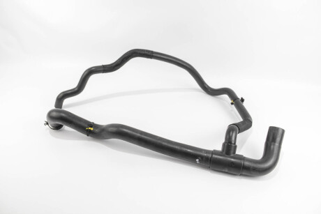 Патрубок радіатора Dokker/Sandero 1.5dCi 12- (нижній) - (215036265R) RENAULT 215036265R