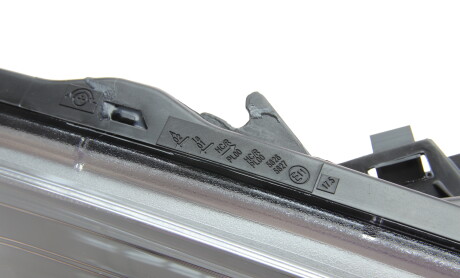 Фото 4 - Фара основная RENAULT 260109958R