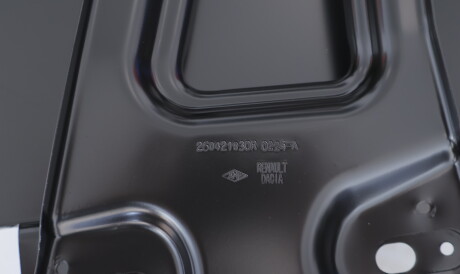 Фото 3 - Крыло RENAULT 631002600R