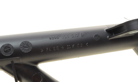 Фото 2 - Патрубок системи охолодження RENAULT 8200134513