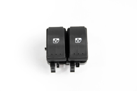 Кнопка стеклоподъемника R LAGUNA 01- - RENAULT 8200315042