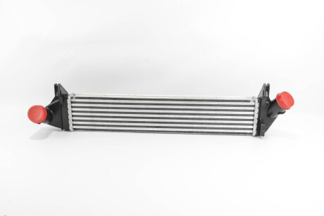 Радіатор інтеркулера Dacia Duster/Logan/Sandero 1.5 dCi 08- - (8200409045) RENAULT 8200409045