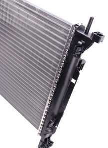 Фото 3 - Радиатор охлаждения двигателя RENAULT 8200418328