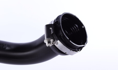 Фото 3 - Патрубок турбины RENAULT 8200658187