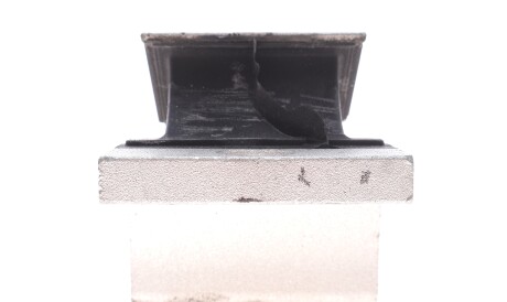 Фото 3 - Подушка двигателя RENAULT 8200676857