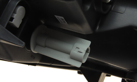 Фото 3 - Фара основная RENAULT 8200701356