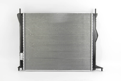 Фото 2 - Радіатор охолодження RENAULT 8200735038