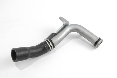 Фото 2 - Патрубок системи охолодження RENAULT 8200801589