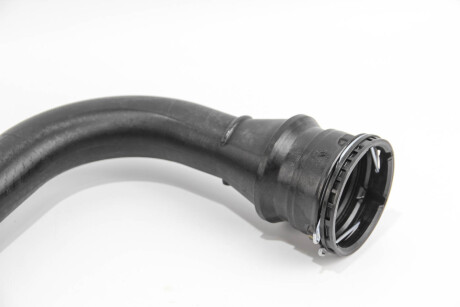 Фото 2 - Патрубок турбины RENAULT 8200981498