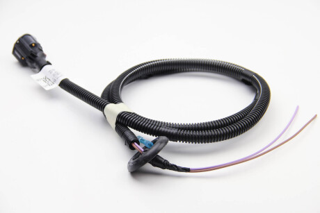 Фото 2 - Автозапчасть RENAULT 8201625545