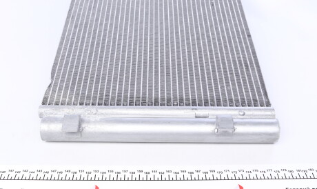 Фото 3 - Радиатор кондиционера RENAULT 921009956R