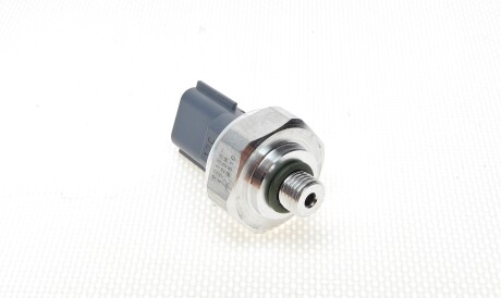 Фото 3 - Розширювальний клапан кондиціонера RENAULT 921361722R