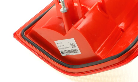 Фото 2 - Задний фонарь ROTWEISS RW82033