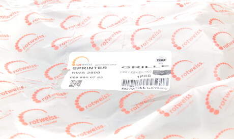 Фото 2 - Решетка радиатора ROTWEISS RWS2809