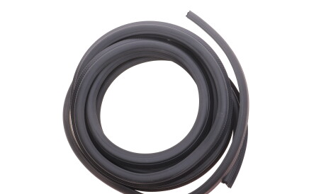 Уплотнитель двери (задней) MB Sprinter 906 06- (высокая крышка) - ROTWEISS RWS3718