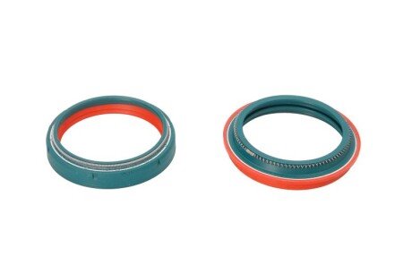 Комплект прокладок від мастила та бруду передньої підвіски Kayaba 48 (масло 48 x 58,42 x 8,5 кабіна 48 x 58,7 x 4,9) KAYABA (кількість штук в упаковці: 2шт Dual Compound (EN) for one shin) BETA RR 12 - SKF DUAL48K