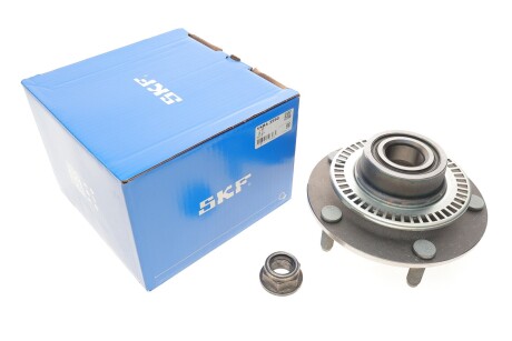 Подшипник ступицы задней Ford Transit 00-04 FWD - (c2P24168, 93197903, 9201472) SKF VKBA 3590