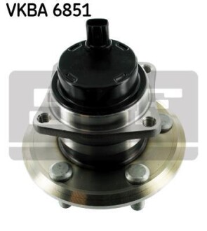 Комплект подшипника ступицы колеса - (4245005040, 4245032040, 4245032041) SKF VKBA6851