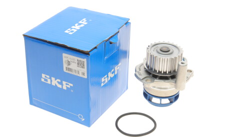 Водяной насос помпа Volkswagen Golf V VI Audi A4 A6 2.0 TFSI 04-12 (23z) - SKF VKPC 81205