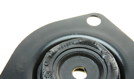 Фото 2 - Опора стійки амортизатора SNR NTN KB668.47 (KB66847)