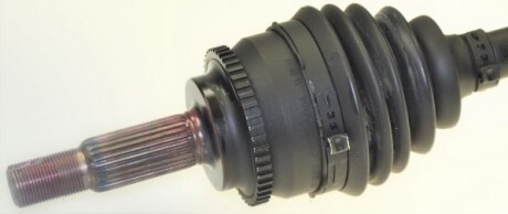 Фото 2 - Напіввісь SPIDAN 25697