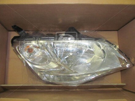 Фара передня права (-коректор) Korando C (10-) - SSANGYONG 8310234000