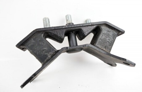 Фото 2 - Подушка крепления КПП SUBARU 41022AG10A9E