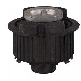 Фото 4 - Сайлентблок подрамника SWAG 10 92 9360 (10929360)