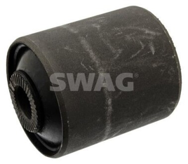 Сайлентблок важеля (переднього/знизу) Land Rover Range Rover III 3.0-5.0i 4x4 02-12 - (rbx000070) SWAG 22 94 9226