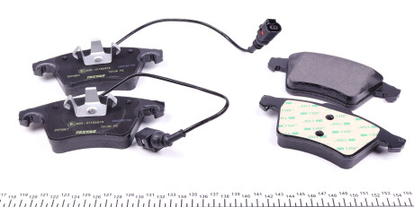 Фото 2 - Гальмівні колодки TEXTAR 2374901