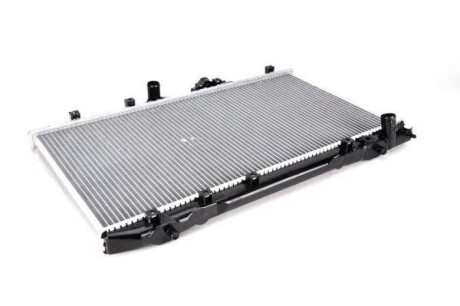 Фото 3 - Радиатор охлаждения двигателя THERMOTEC D72038TT