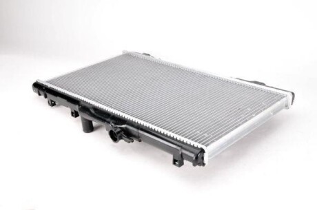 Фото 5 - Радиатор охлаждения двигателя THERMOTEC D72038TT