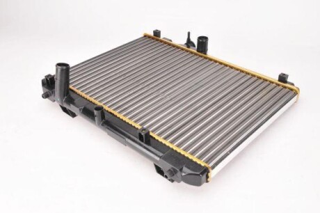 Радіатор двигуна - ((1770062J00, 1770063J00)) THERMOTEC D78010TT
