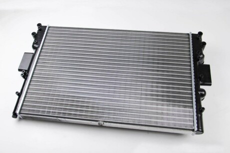 Фото 3 - Радіатор охолодження THERMOTEC D7E007TT