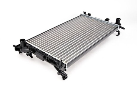 Фото 3 - Радиатор охлаждения двигателя THERMOTEC D7G023TT