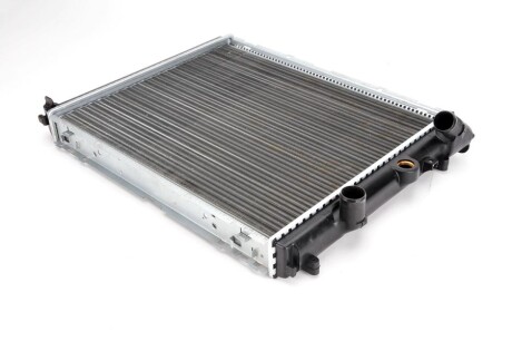 Фото 4 - Радиатор охлаждения двигателя THERMOTEC D7R027TT