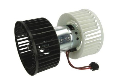 Вентилятор салону - ((64119204154, 64118372797)) THERMOTEC DDB004TT