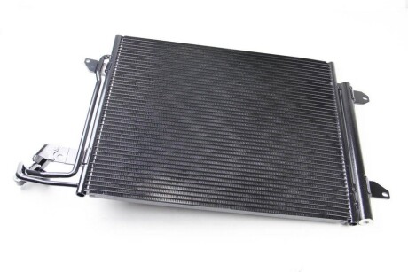 Фото 3 - Радіатор кондиціонера THERMOTEC KTT110020