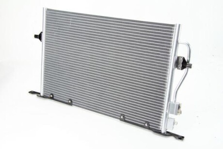 Радіатор кондиціонера - THERMOTEC KTT110069