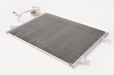 Фото 2 - Радиатор кондиционера THERMOTEC KTT110081