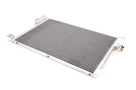 Радіатор кондиціонера - ((30665225, 31390445, 6849575, 9171271)) THERMOTEC KTT110270