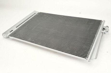 Радіатор кондиціонера - THERMOTEC KTT110320