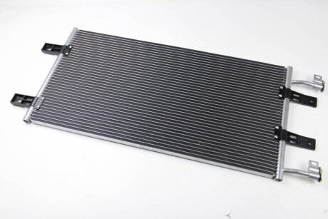 Фото 3 - Радіатор кондиціонера THERMOTEC KTT110351