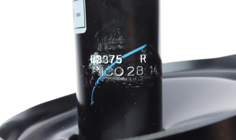 Фото 2 - Стійка амортизатору (амортизатор) Tokico B3375