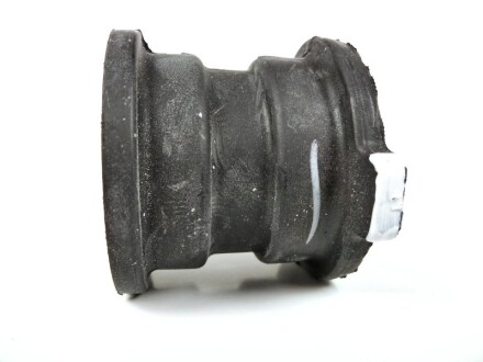 Фото 2 - Втулка стабилизатора TOYOTA 4881860020