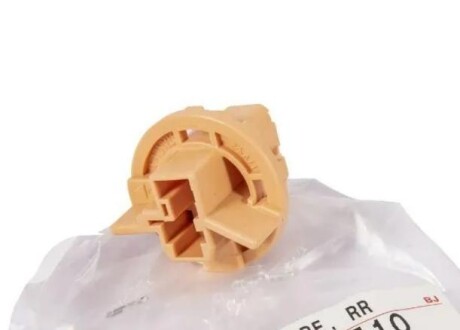 Патрон лампочки - TOYOTA 8155513510