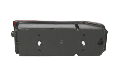 Фото 3 - Задний фонарь TRUCKLIGHT TL-VO001L