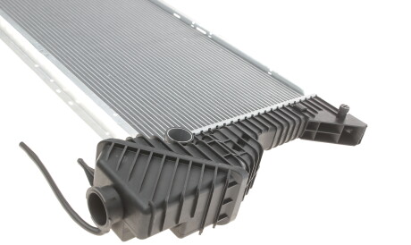 Фото 3 - Радиатор охлаждения двигателя TRUCKTEC 02.40.171 (0240171)